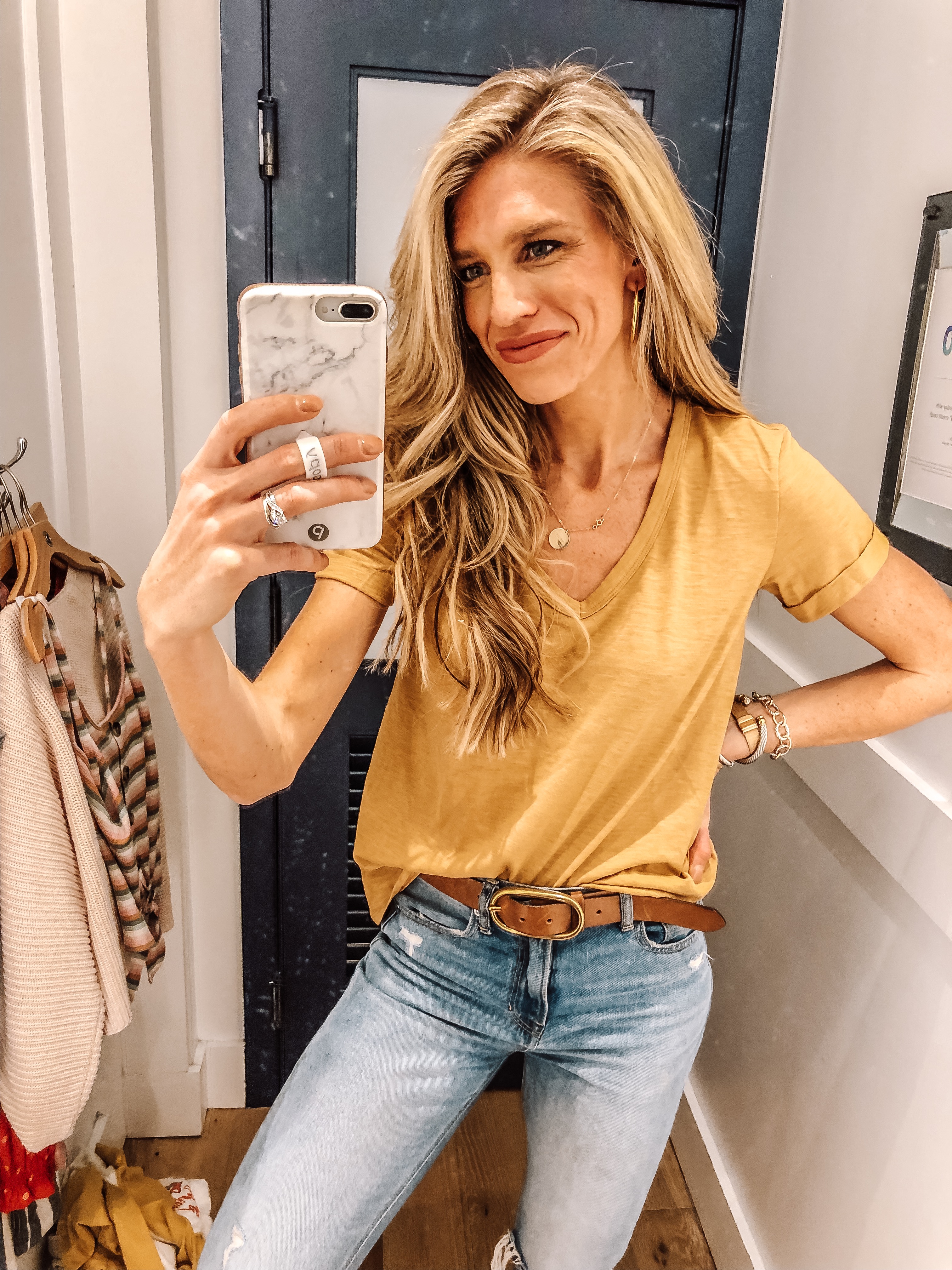 American Eagle Spring 2019 Tall Blonde Bell