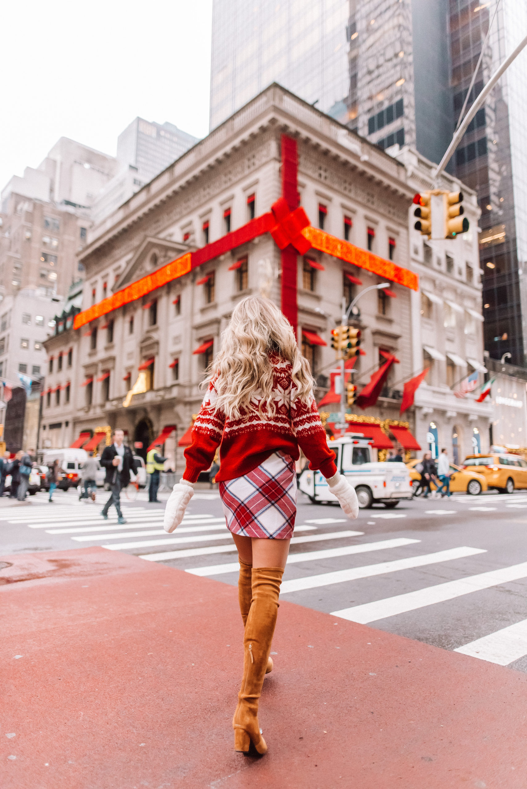new york travel guide TALLBLONDEBELL by Ashey Bell